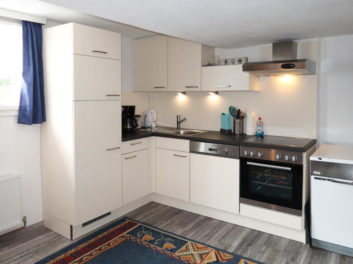 Huber - Git110 By Interhome Grins